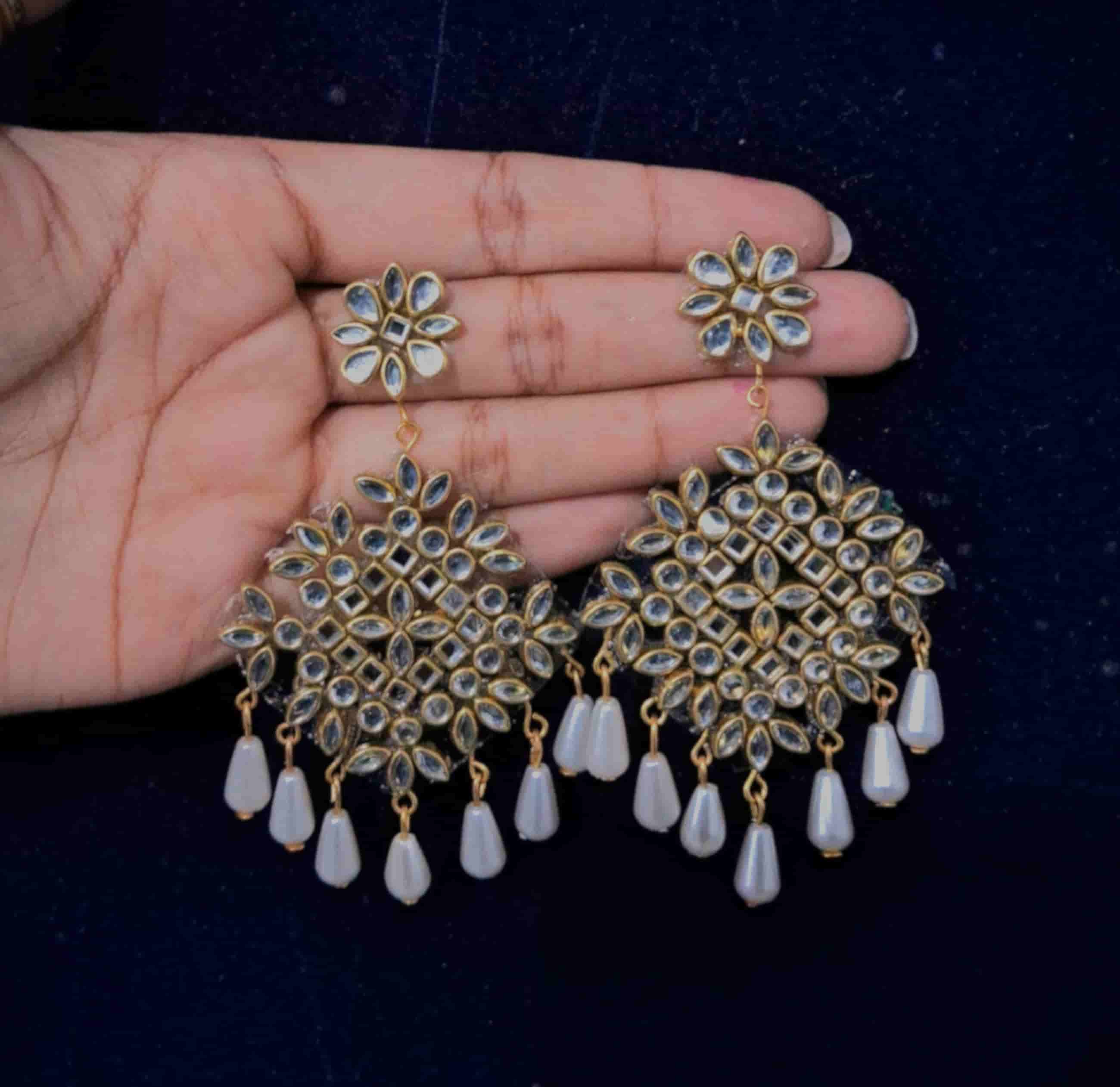 Noir Lustre by Velaora Jewels